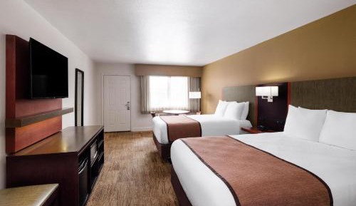 Queen Room with Two Queen Beds