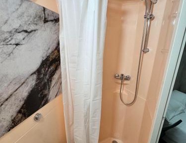 Standard Single Room with Shower