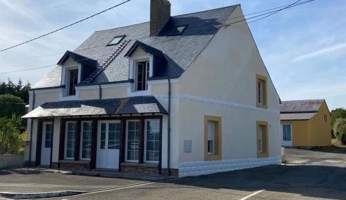 Seven-Bedroom House