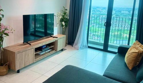 Three-Bedroom Apartment with View