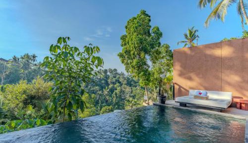 One-Bedroom Valley Pool Villa with Free Benefit