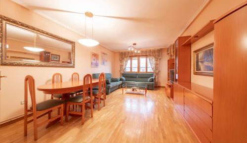 Four-Bedroom Apartment with Balcony 
