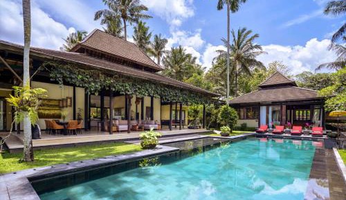 7BR Luxury Villa | Yoga shala, Spa and Rose Quartz Reflexology Path, Pool