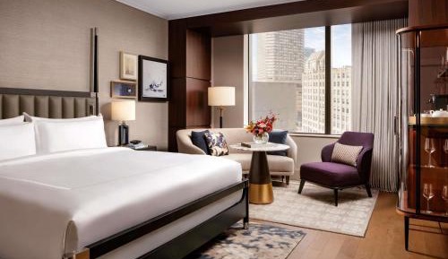 Deluxe King Room with Rain Shower