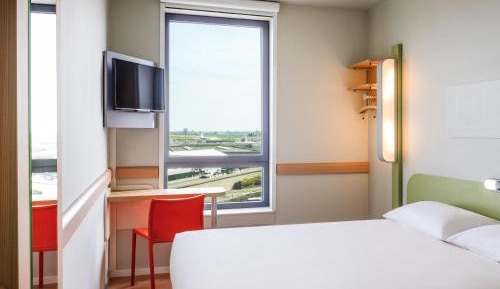 Double Room with a Large Bed