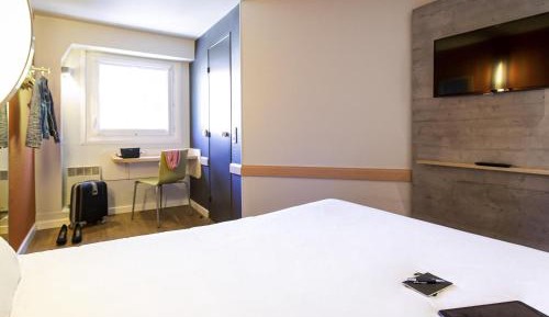 Triple Room with One Double Bed and One Bunk Bed