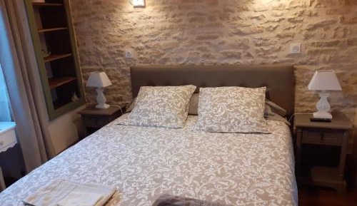 Studio with Garden View