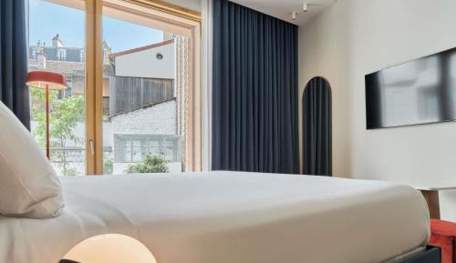Essential Room