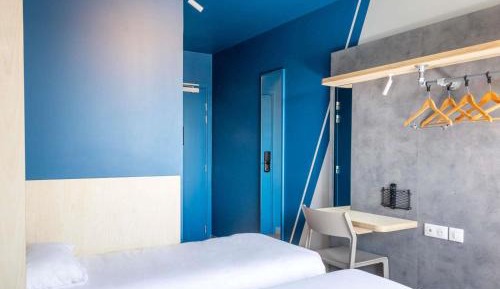 Standard Room with a Double Bed and a Single Bed