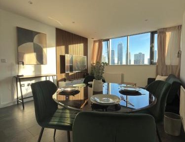 Two-Bedroom Apartment with City View