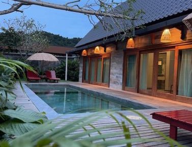 Villa with Private Pool