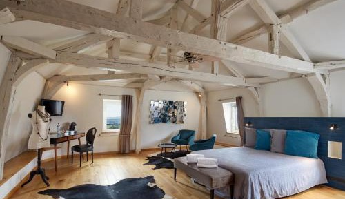 Deluxe Double or Twin Room