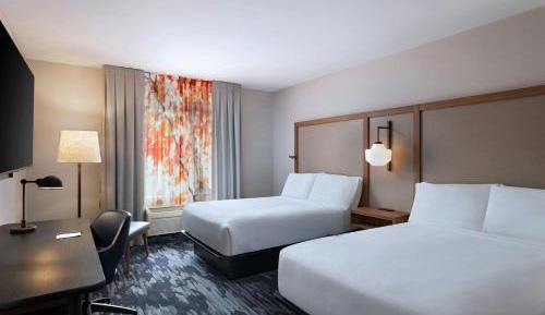 Double Room with Two Double Beds and Transfer Shower - Mobility Access