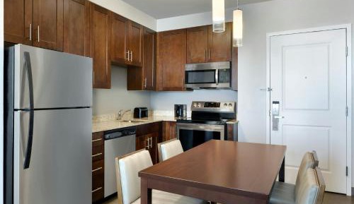 Two-Bedroom Suite with Roll-in Shower - Mobility and Hearing Accessible