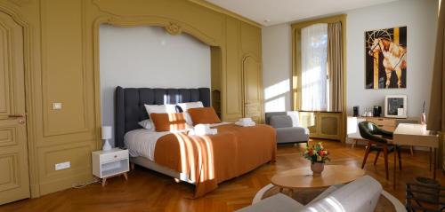 Junior Suite with Balcony