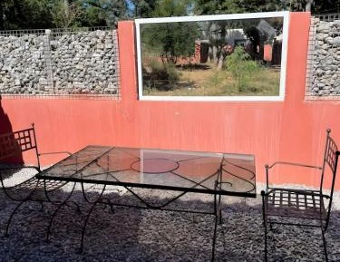 One-Bedroom Apartment with Garden View