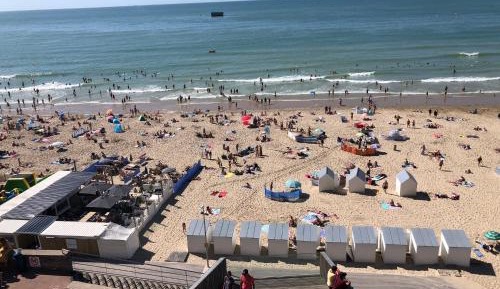 One-Bedroom Apartment with Sea View and Terrace