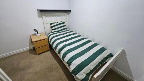 Single Room with Shared Bathroom