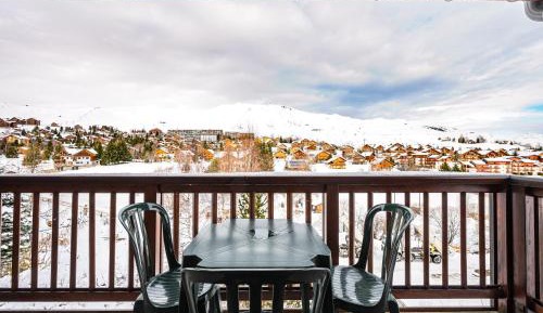 Three-Bedroom Premium Apartment with Balcony