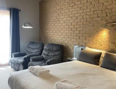 Queen Room - Disability Access