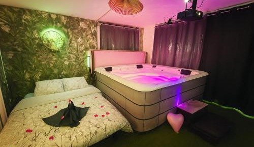 Double Room with Spa Bath