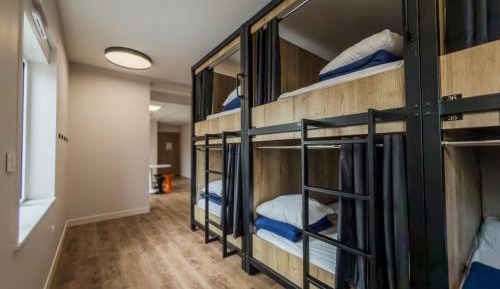 8-Bed Mixed Dormitory Room