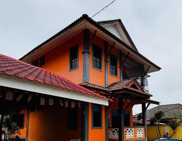 Studio with Pool View