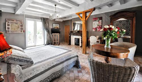 Two-Bedroom Suite