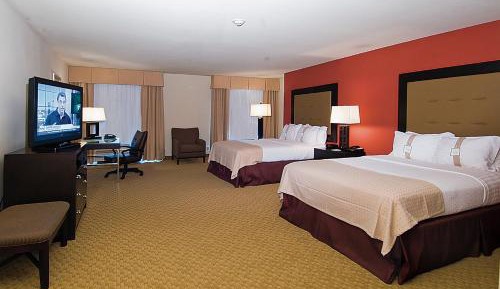 Standard Queen Room with Two Queen Beds