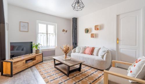 One-Bedroom Apartment - Non-Smoking