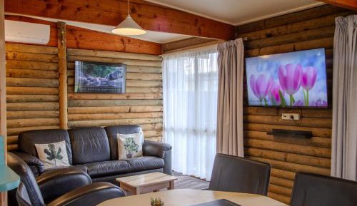 One-Bedroom Cottage (Sleeps 2)