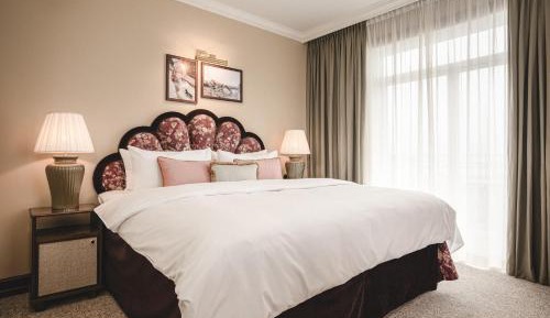 Deluxe Double Room with Balcony