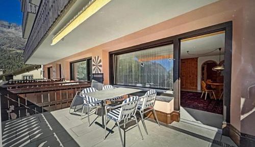 Studio with Balcony