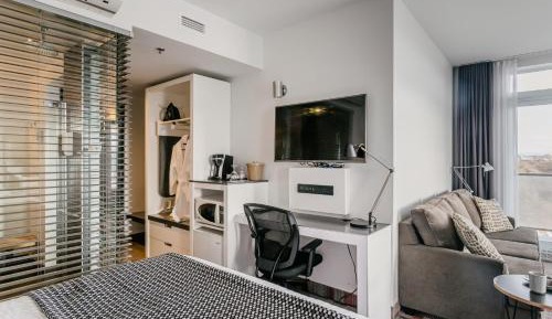 Suite with City View