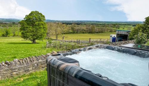 Three-Bedroom Vacation Home 