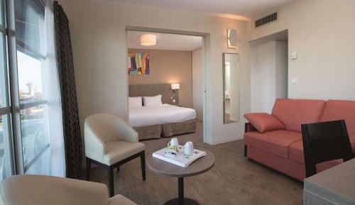 Queen Suite with Balcony