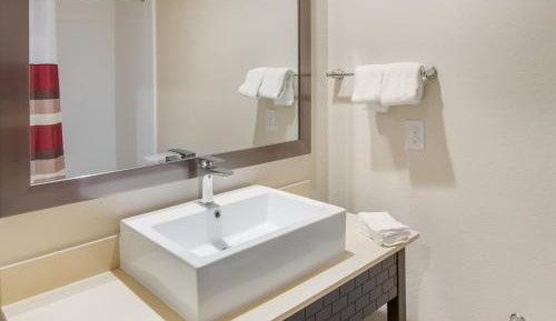Premium Double Room with Two Double Beds Smoke-Free