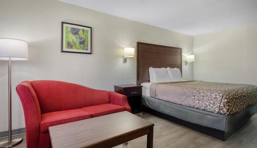 King Room with Sofa Bed - Non-Smoking