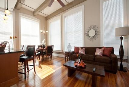 Deluxe One-Bedroom Apartment