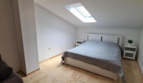 Apartment With Two Bathrooms