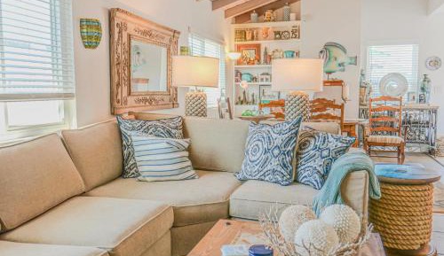 Villa - Beach Front