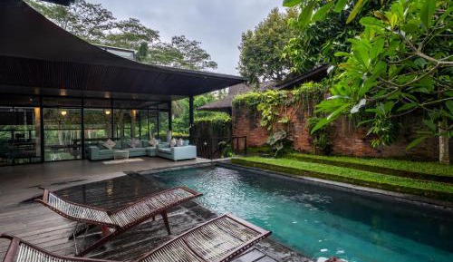 Villa with Private Pool