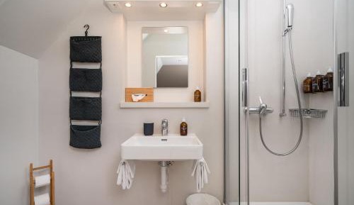 Classic Single Room