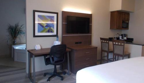 King Room with Whirlpool - Non-smoking