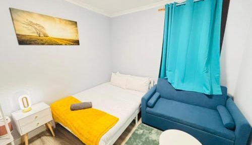 Economy Quadruple Room with Shared Bathroom