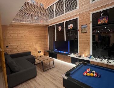 Five-Bedroom Apartment
