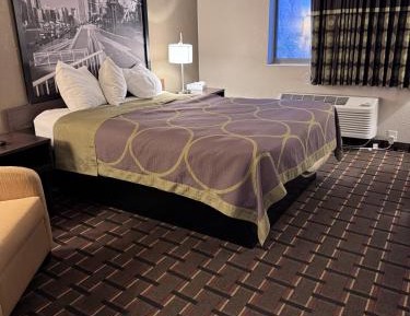 King Room - Non-Smoking