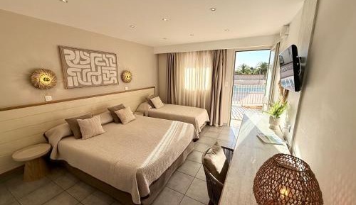 Triple Room - Pool Side