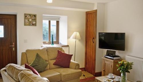 Two-Bedroom Holiday Home