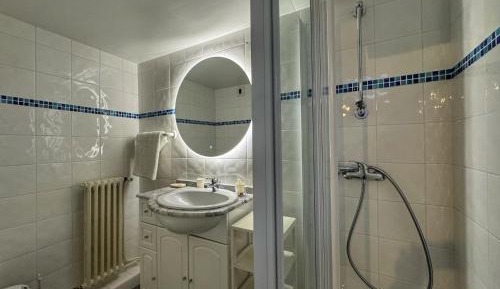Single Room with Bathroom